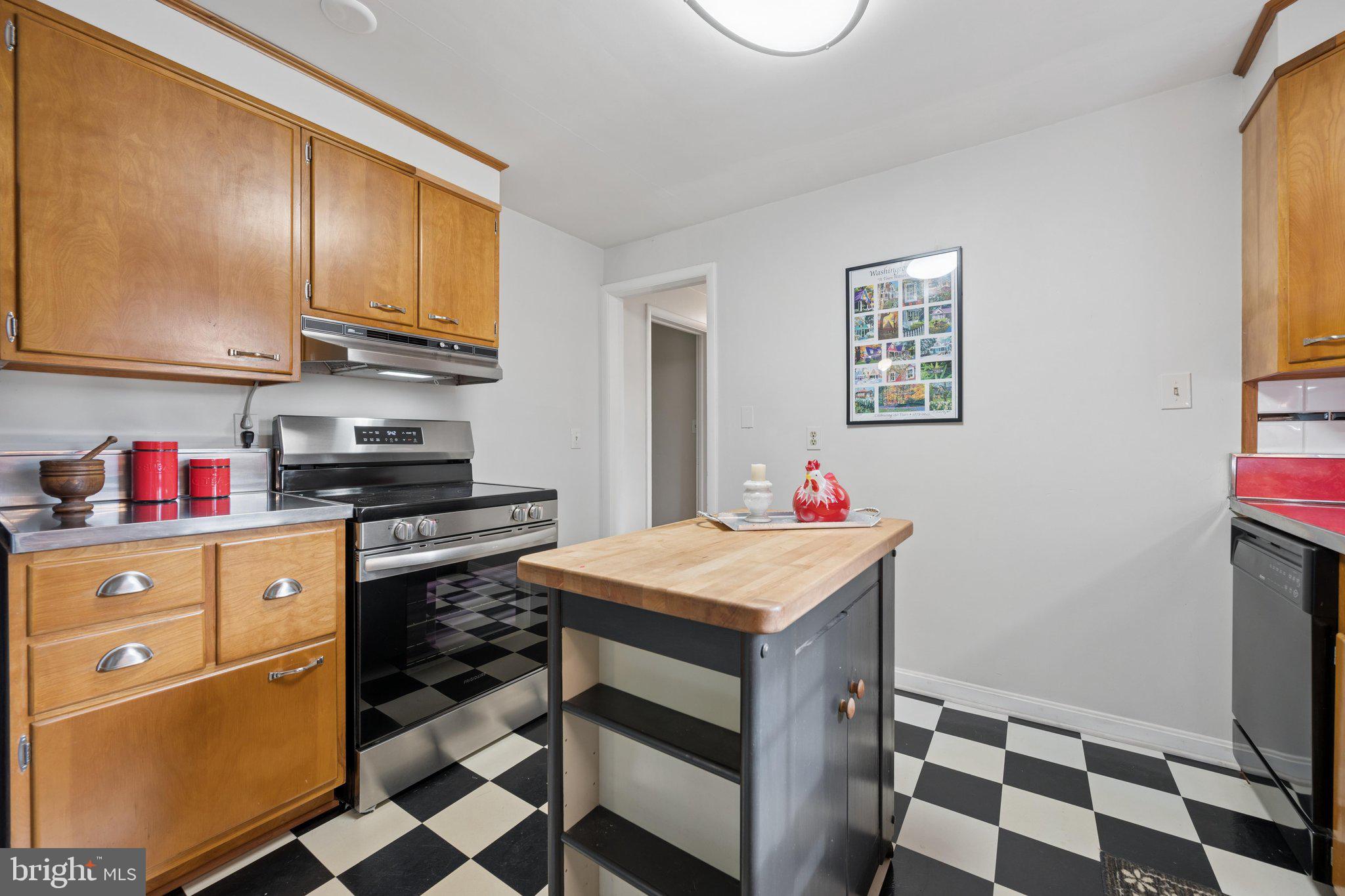 WASHINGTON GROVE - Residential