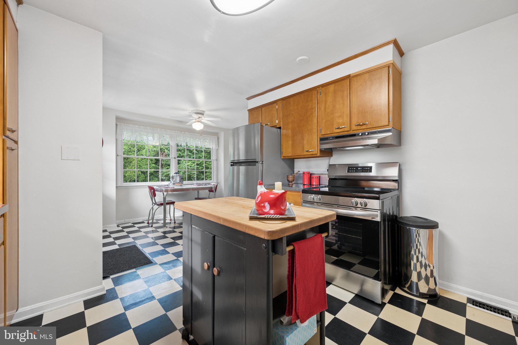 WASHINGTON GROVE - Residential
