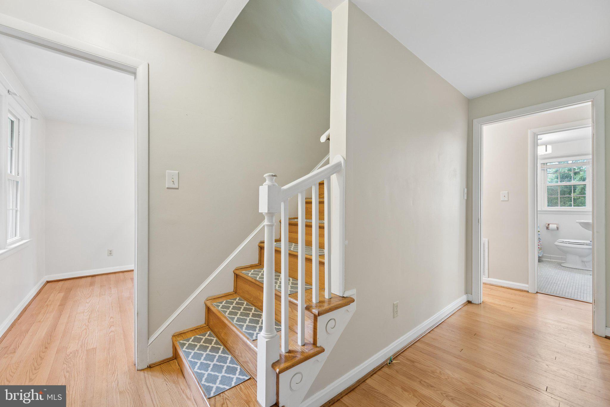 WASHINGTON GROVE - Residential