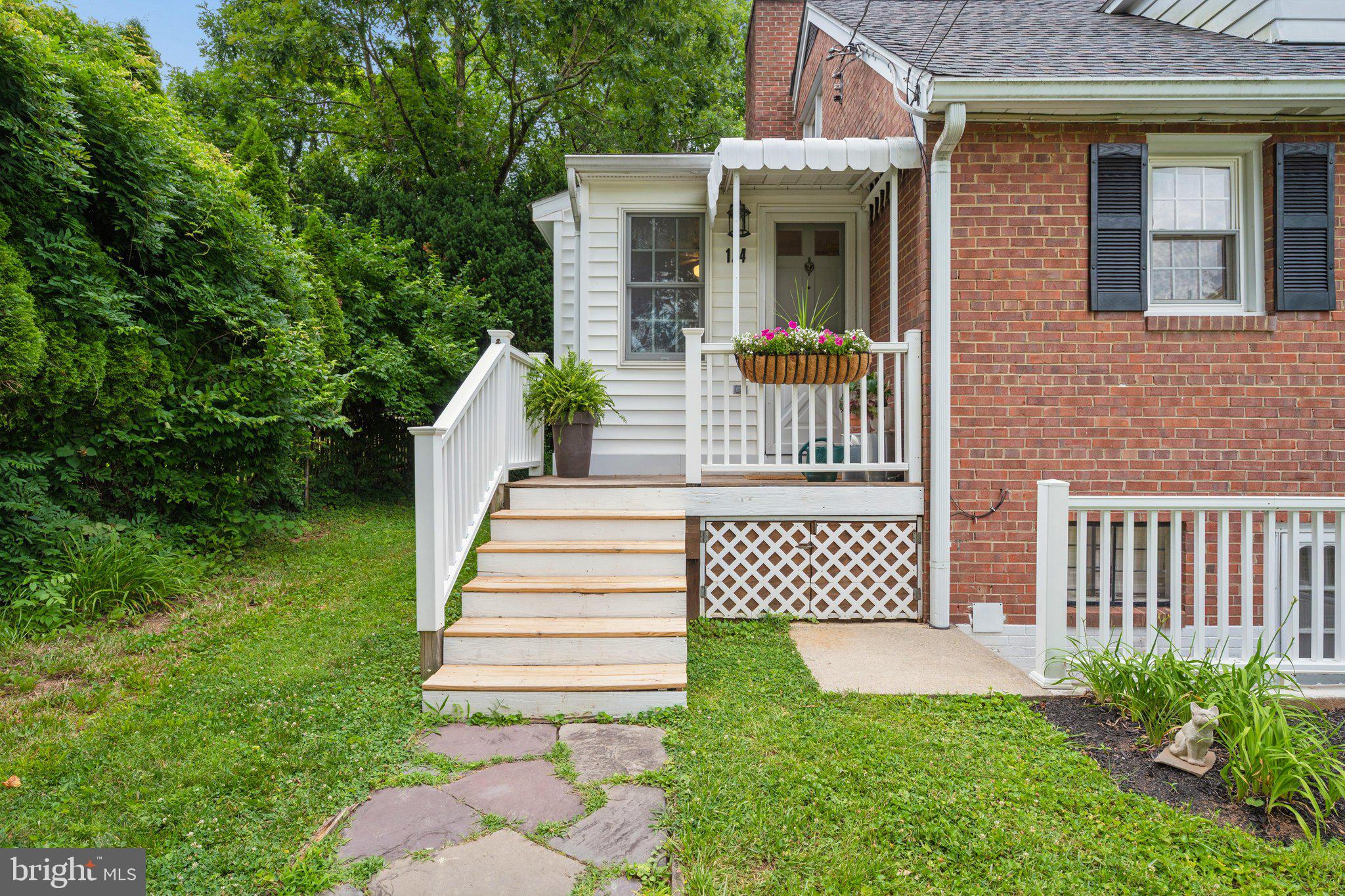 WASHINGTON GROVE - Residential