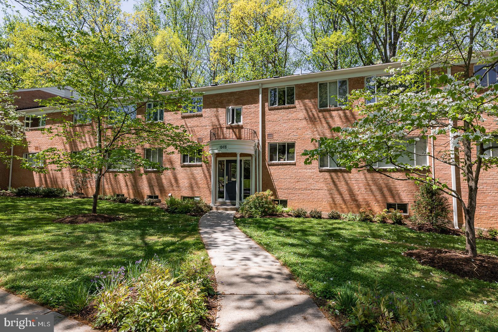 PARKSIDE CONDOMINIUMS - Residential Lease