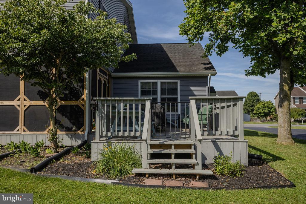 HAMPTON HILLS - Residential