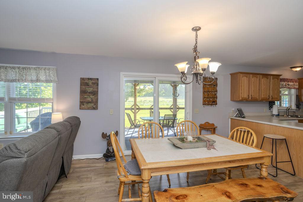 HAMPTON HILLS - Residential