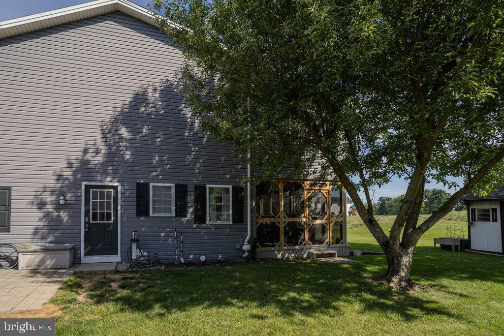 HAMPTON HILLS - Residential