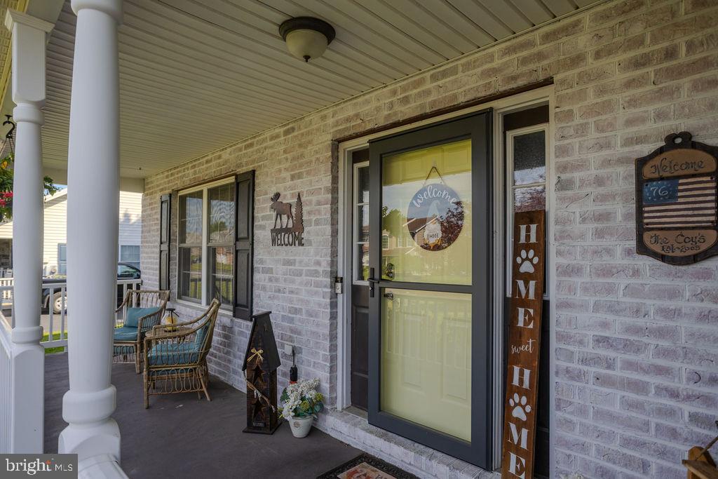 HAMPTON HILLS - Residential
