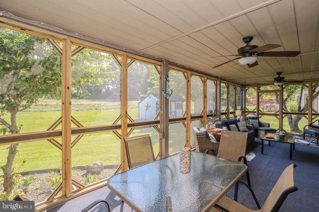 HAMPTON HILLS - Residential