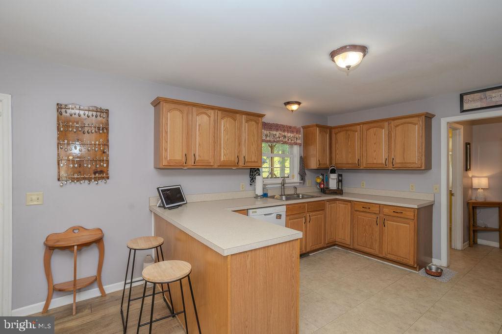 HAMPTON HILLS - Residential