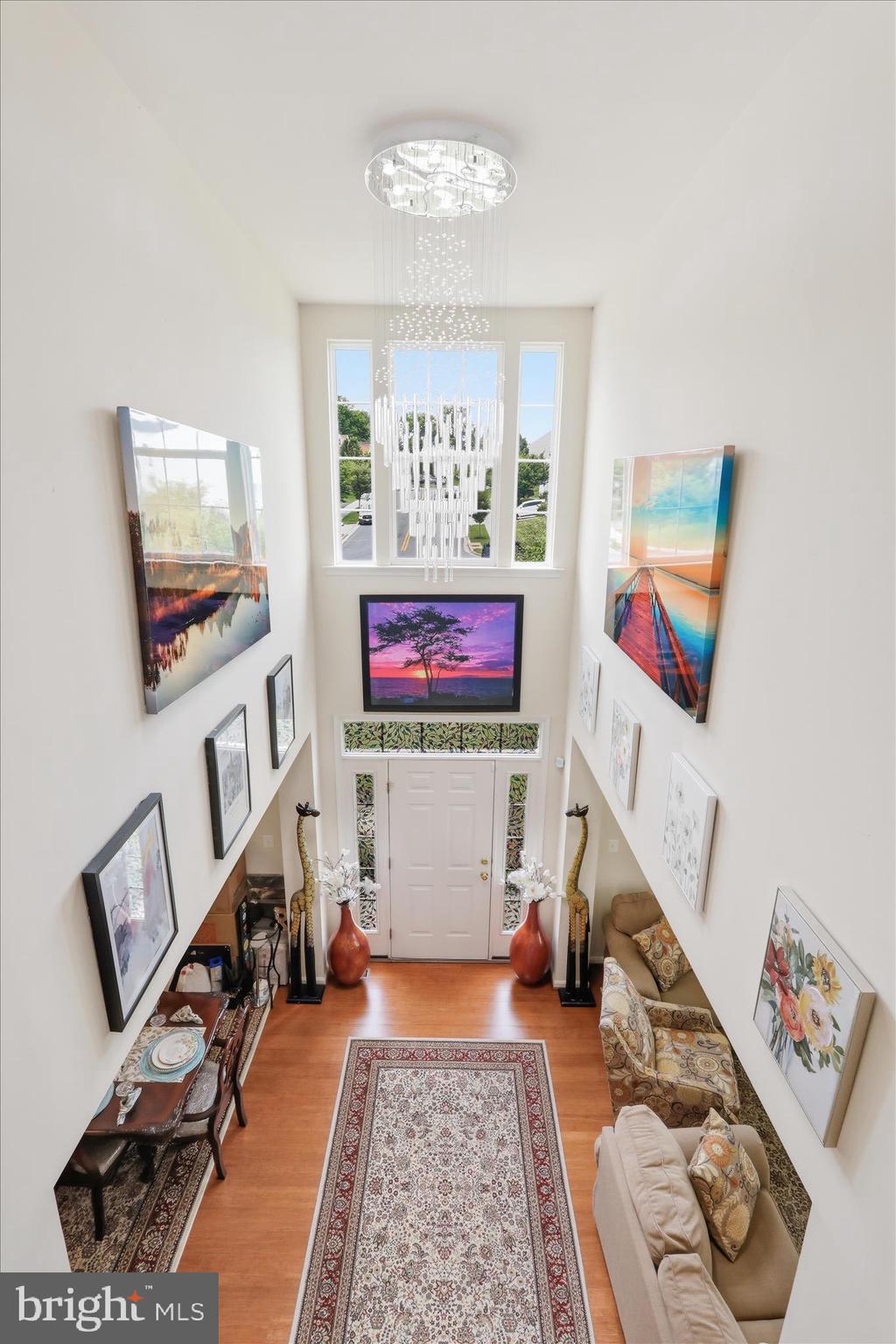 HILLSIDE MANOR - Residential
