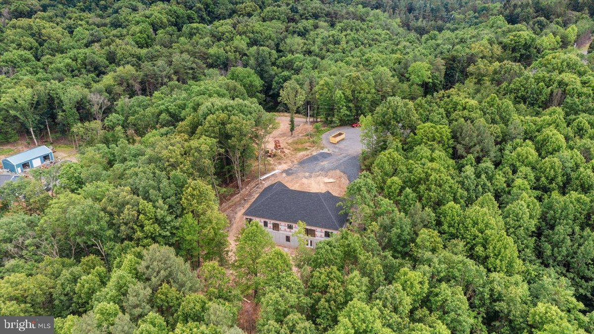 ROUND TOP ESTATES - Residential