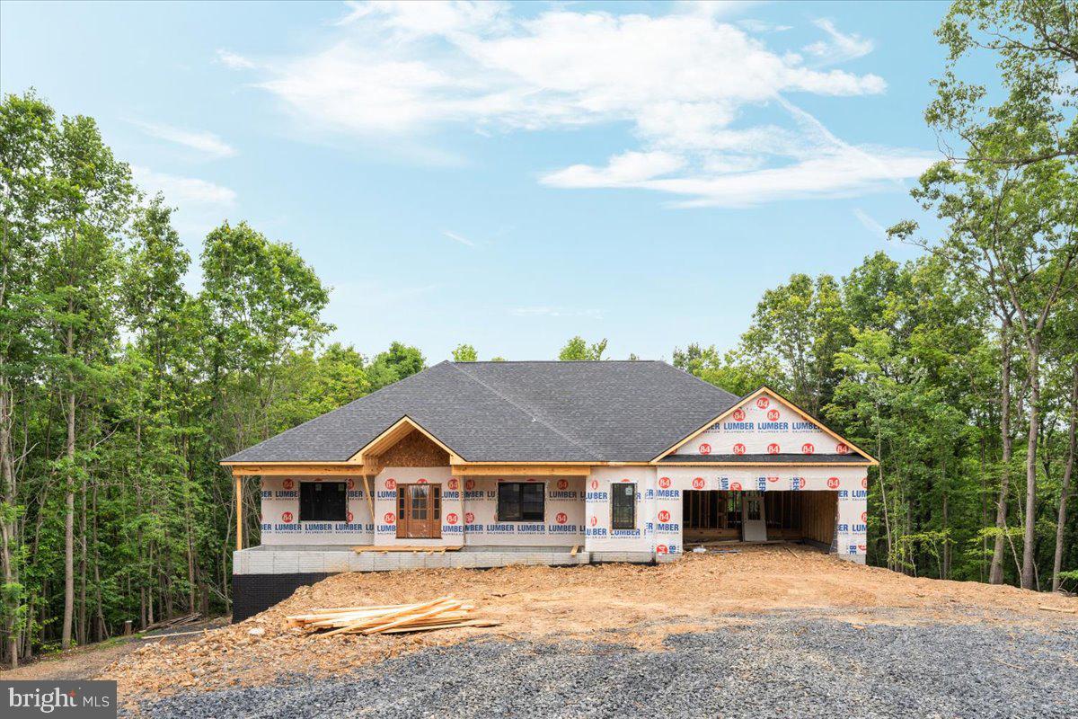 ROUND TOP ESTATES - Residential