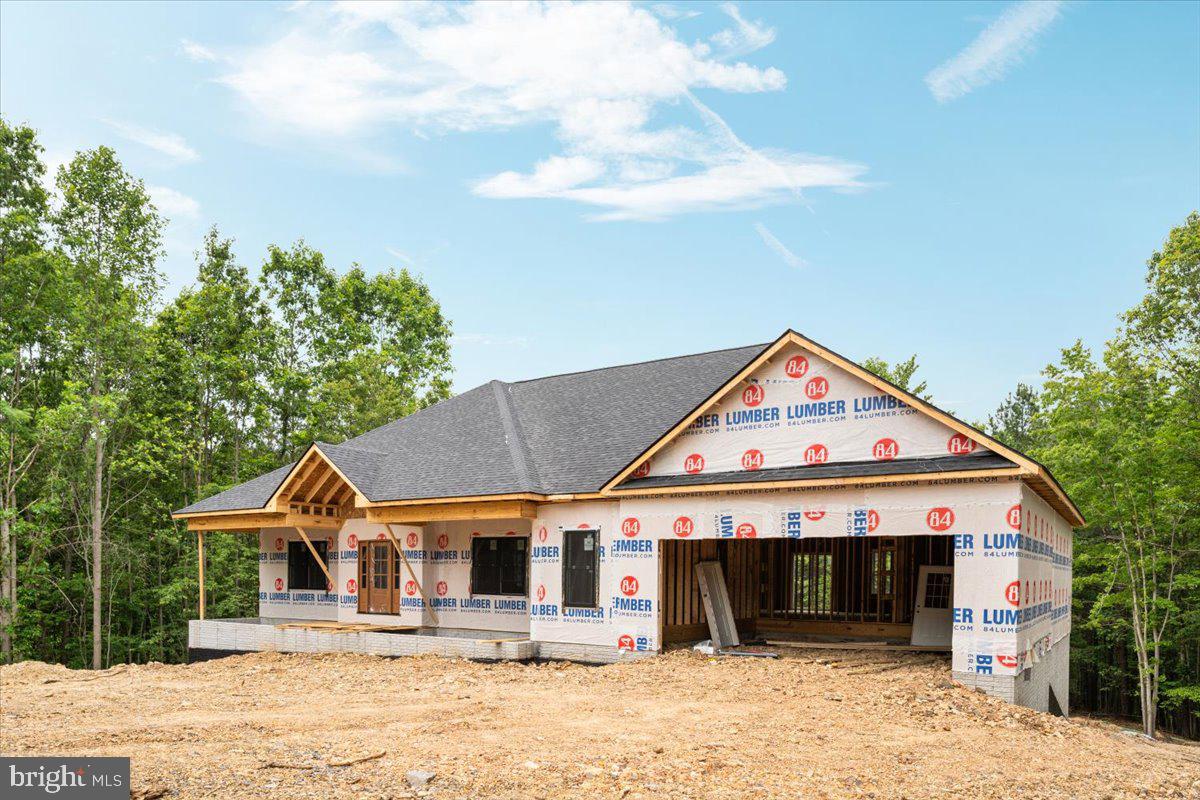 ROUND TOP ESTATES - Residential