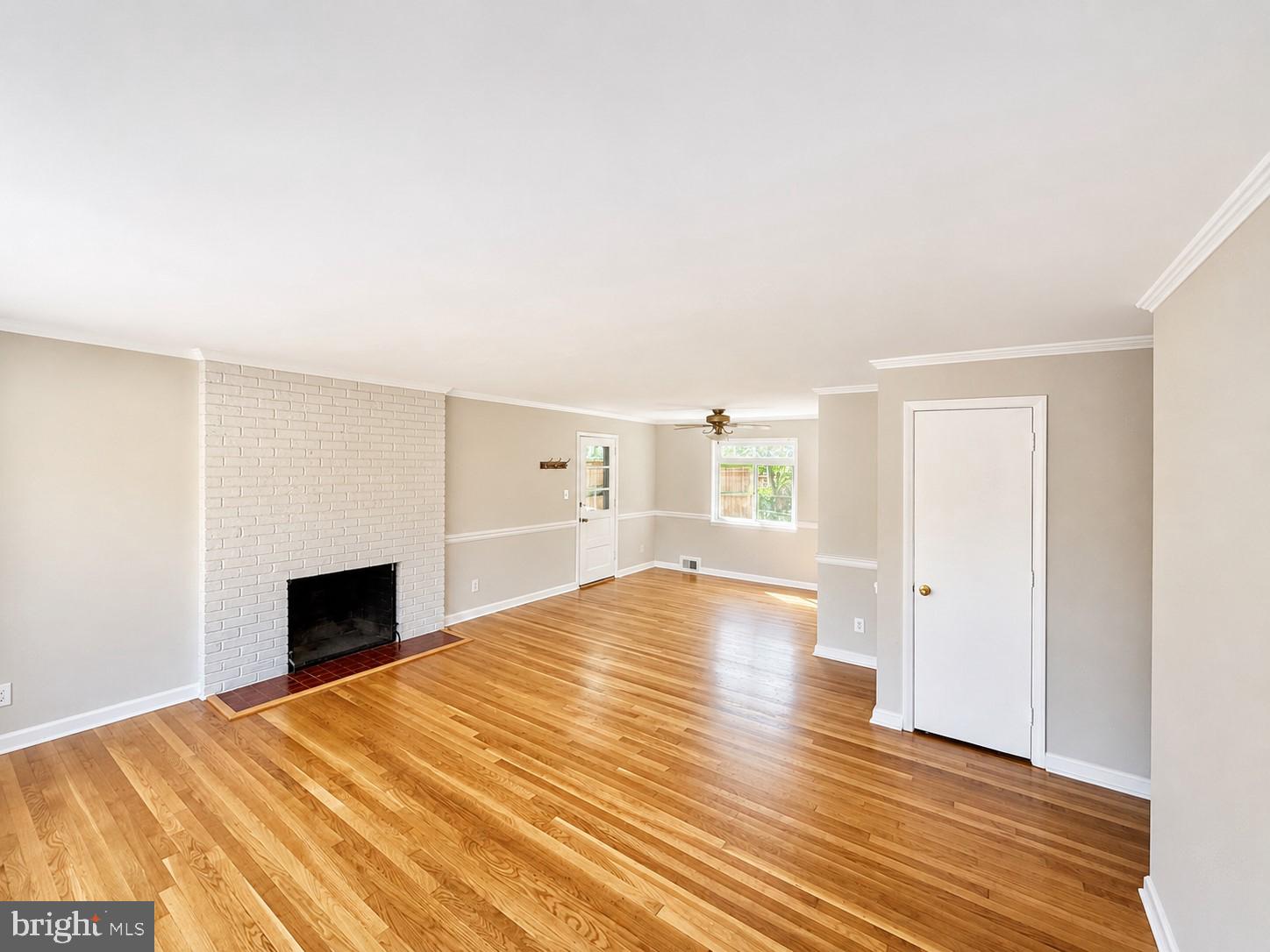 BROYHILL PARK - Residential