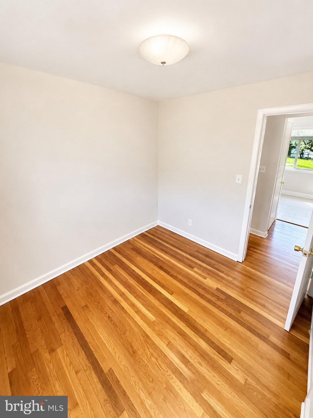 BROYHILL PARK - Residential