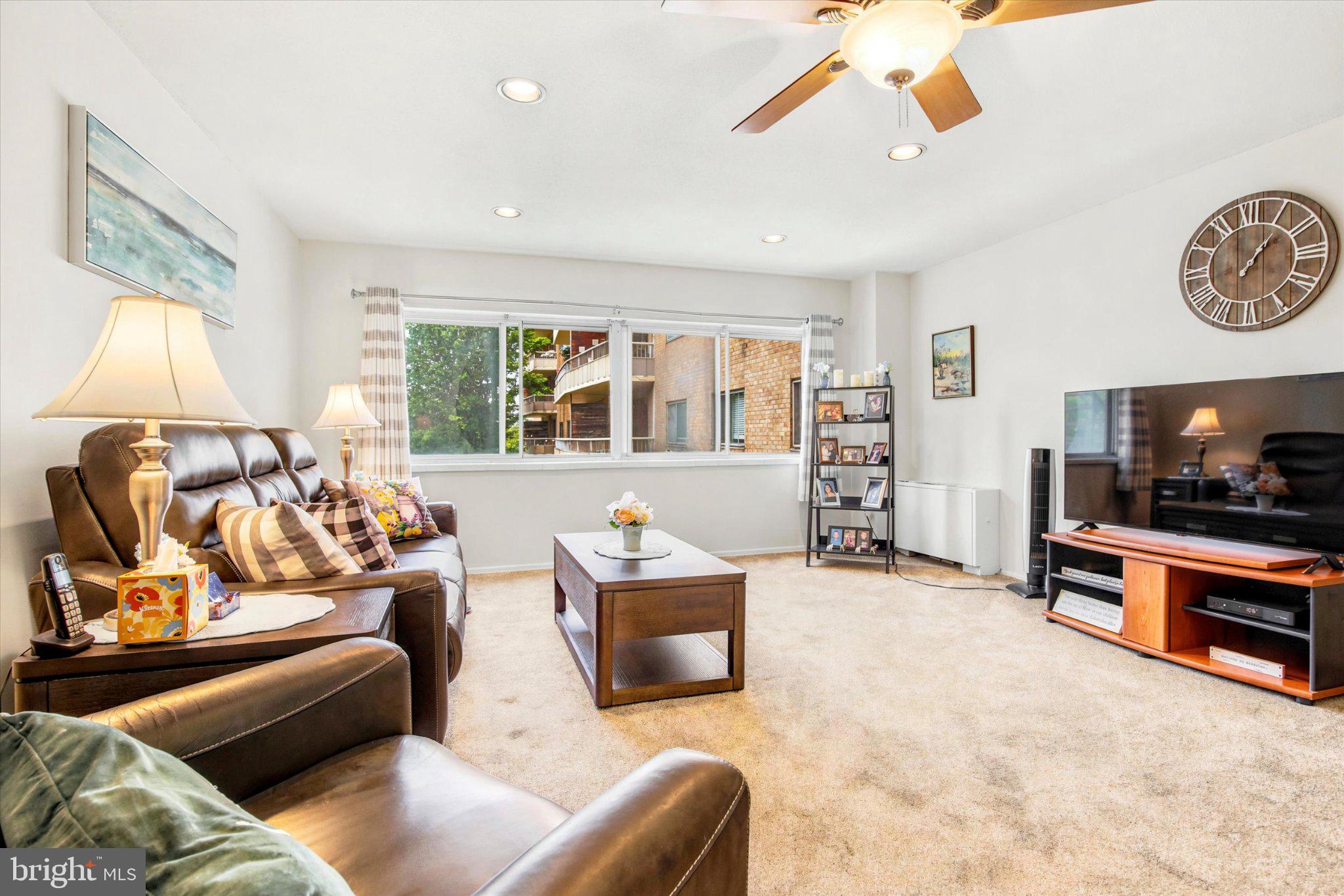 JENKINTOWN - Residential