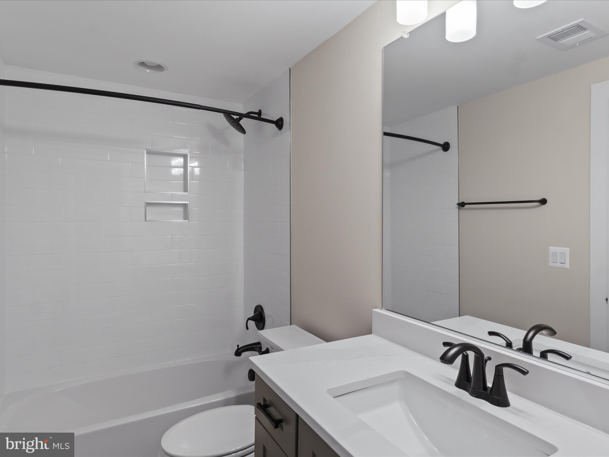 LEE MEADOWS - Residential Lease