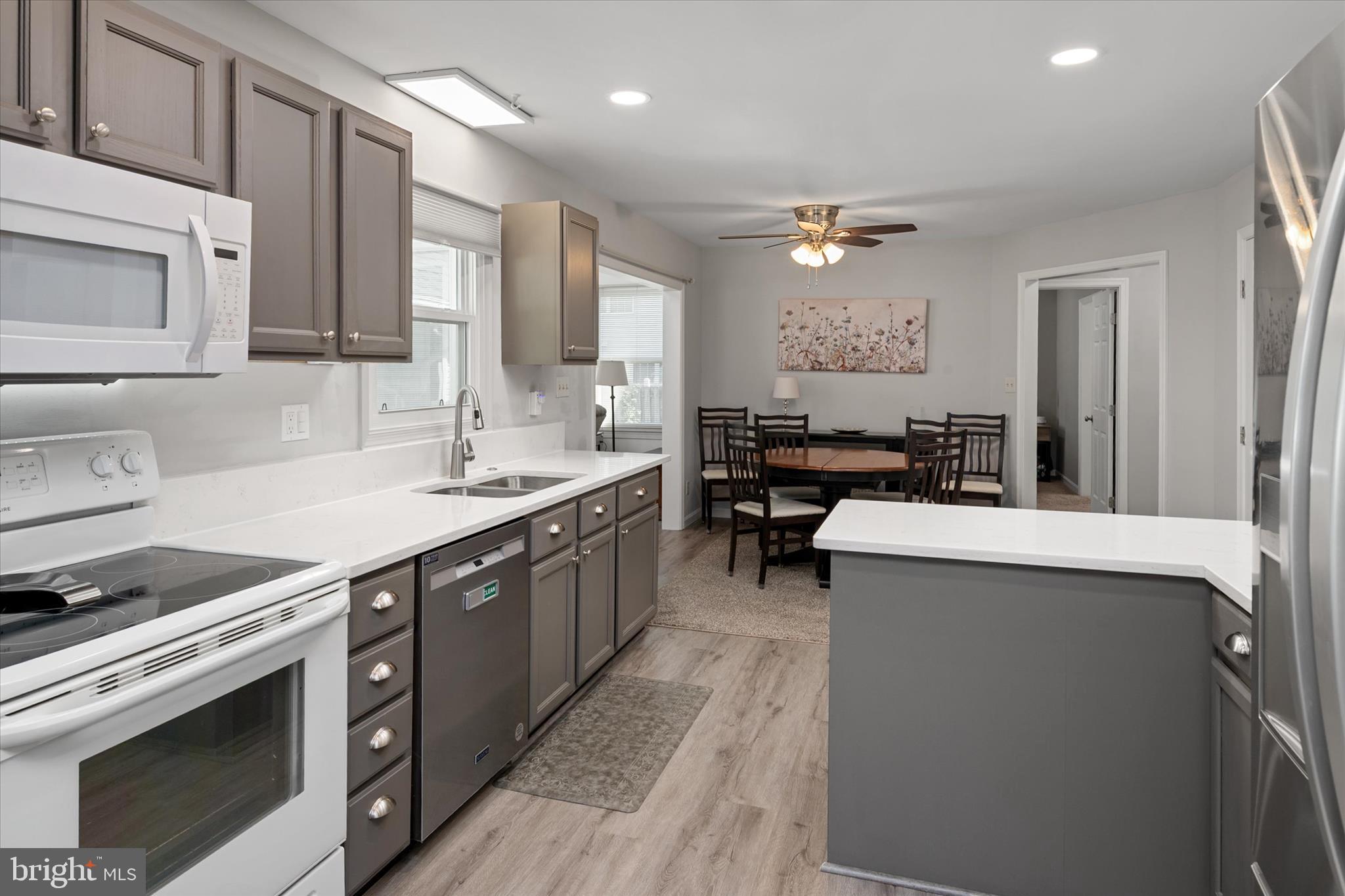 CLOVERFIELDS - Residential