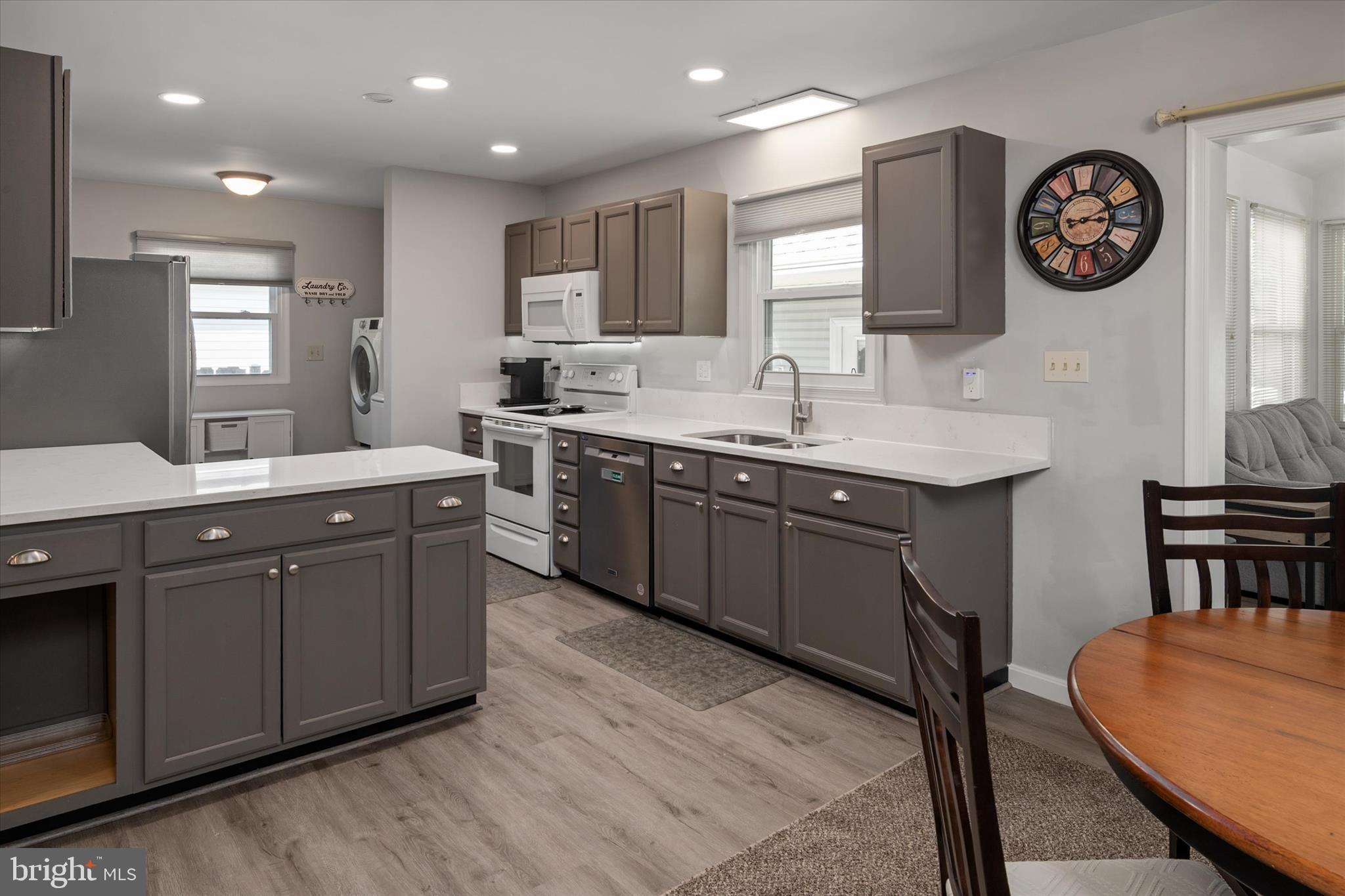 CLOVERFIELDS - Residential