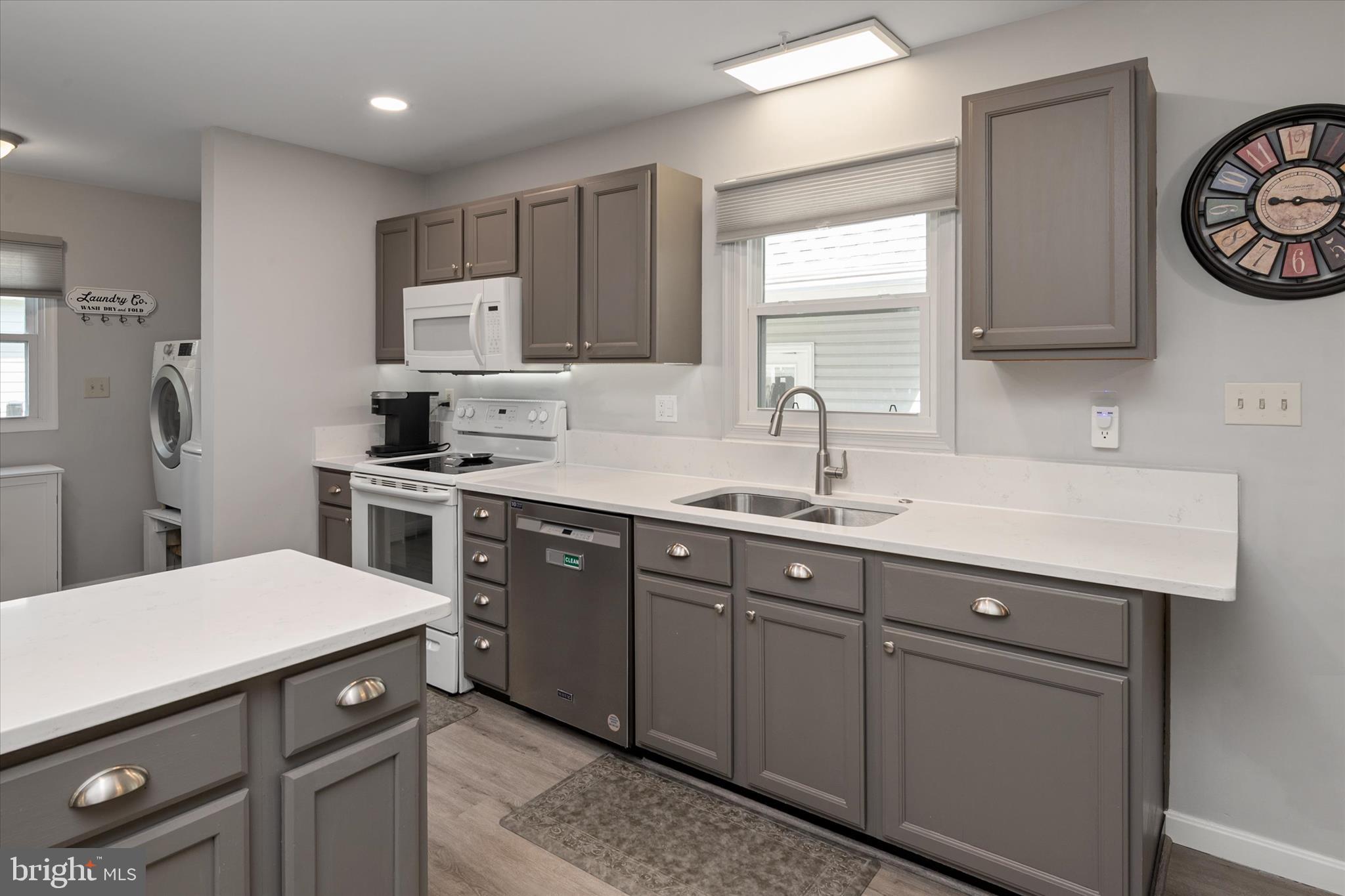 CLOVERFIELDS - Residential