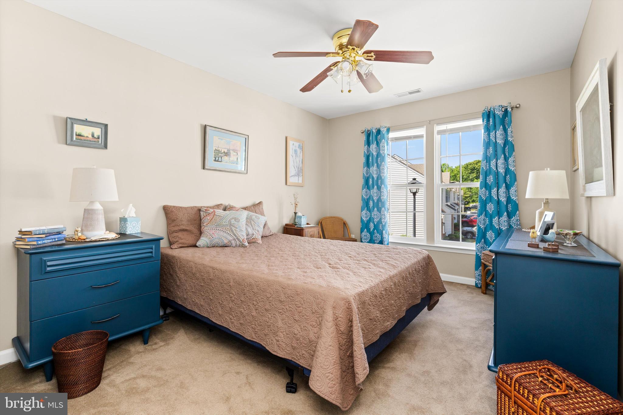 BAY SHORES - Residential
