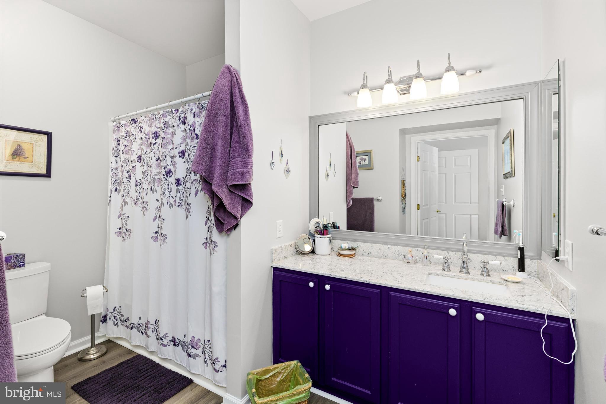 BAY SHORES - Residential