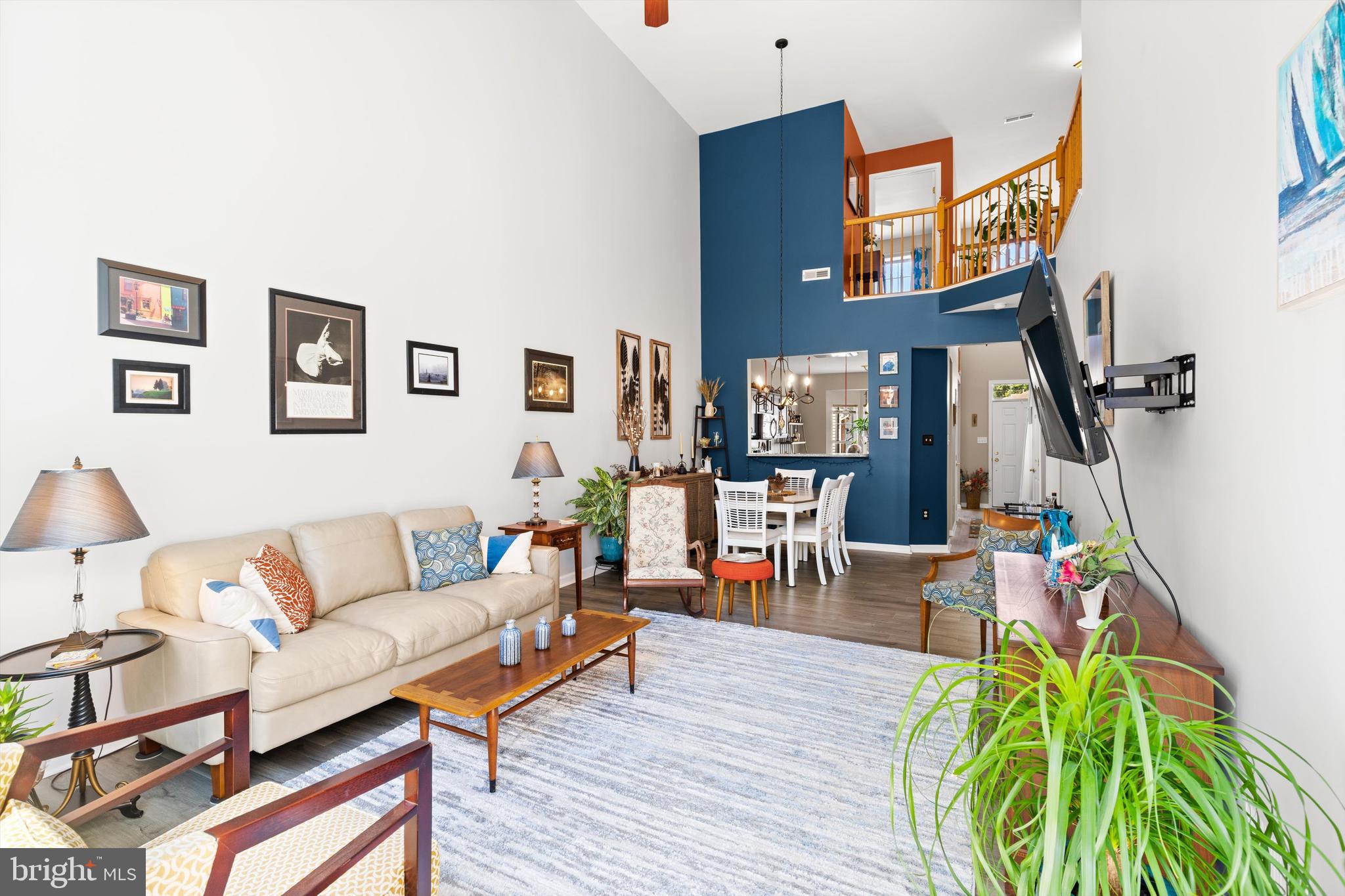 BAY SHORES - Residential