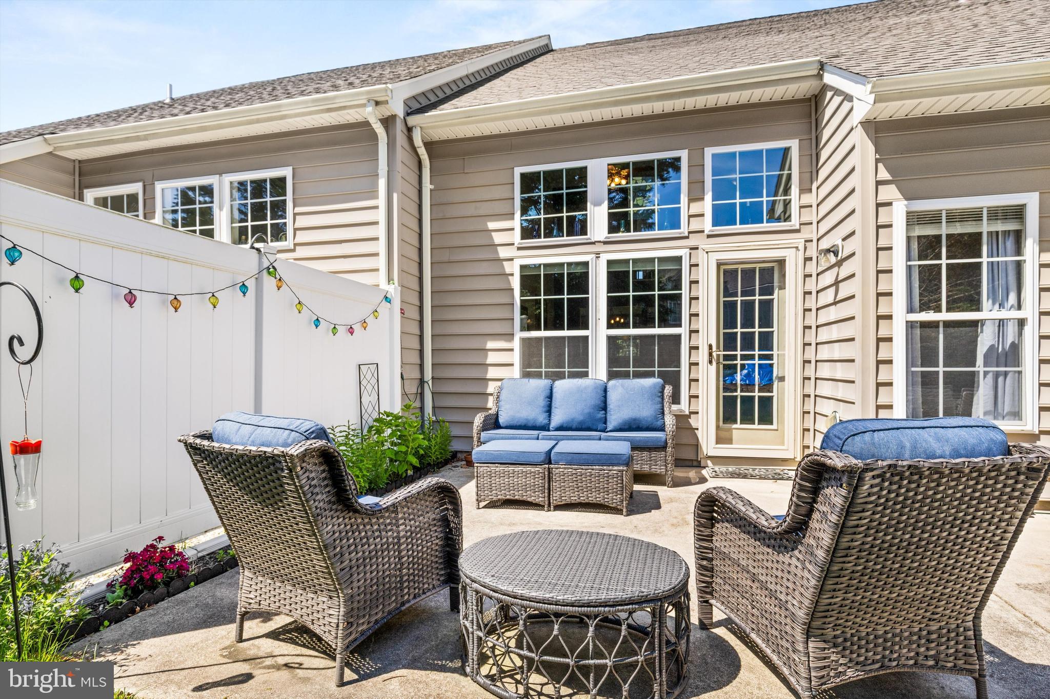 BAY SHORES - Residential