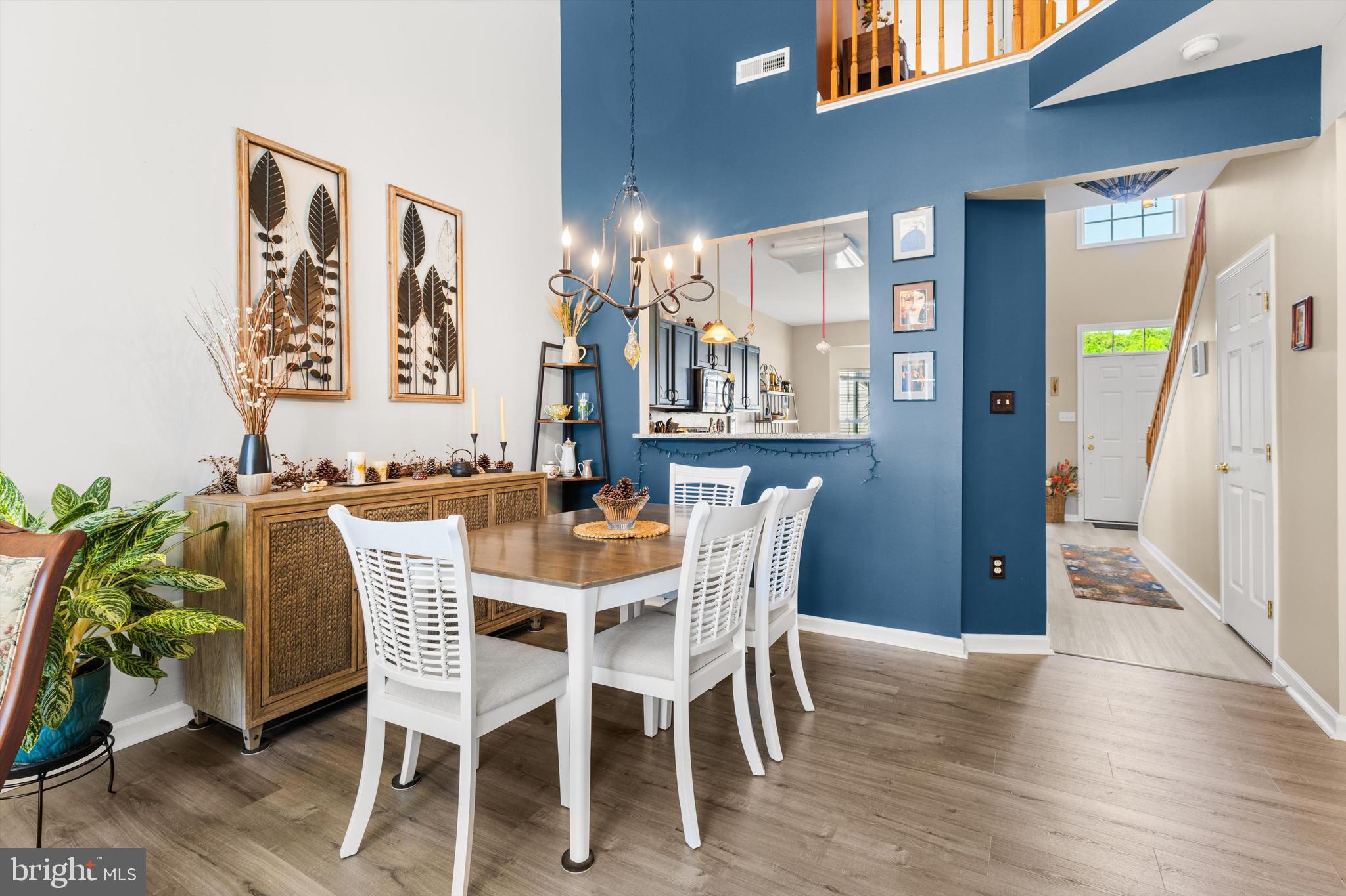 BAY SHORES - Residential