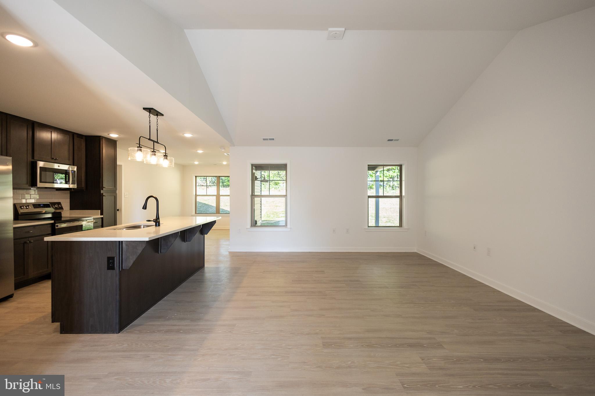 MEADOW CREST - Residential