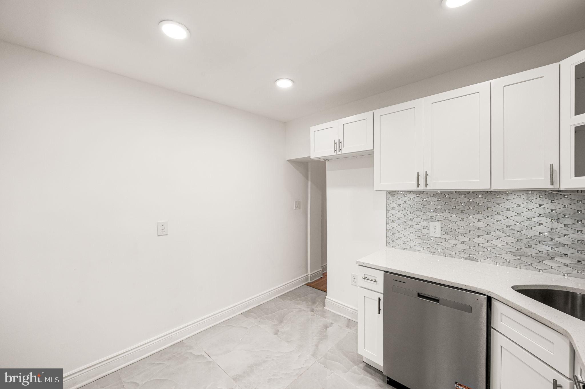 KENSINGTON - Residential