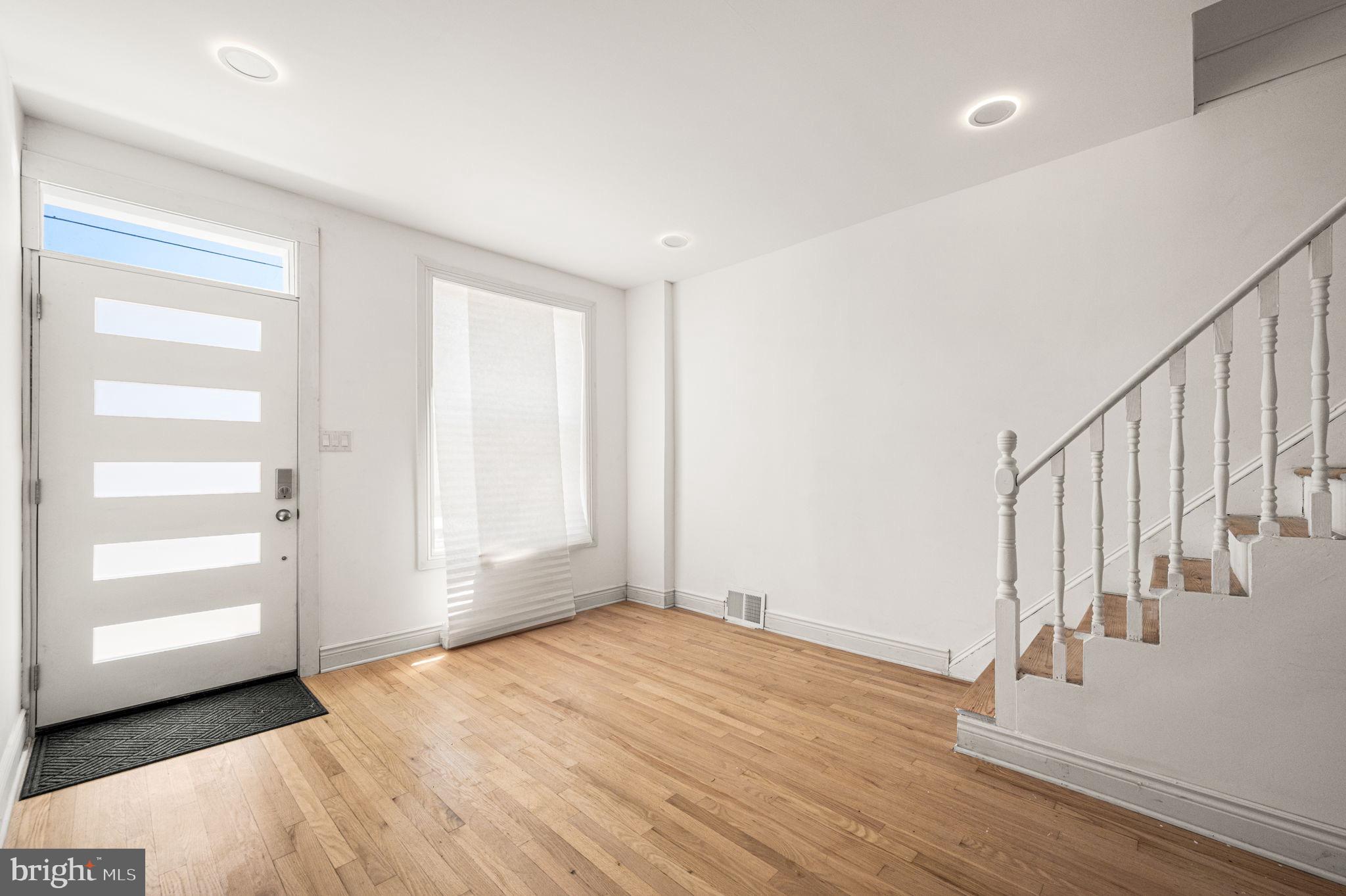 KENSINGTON - Residential