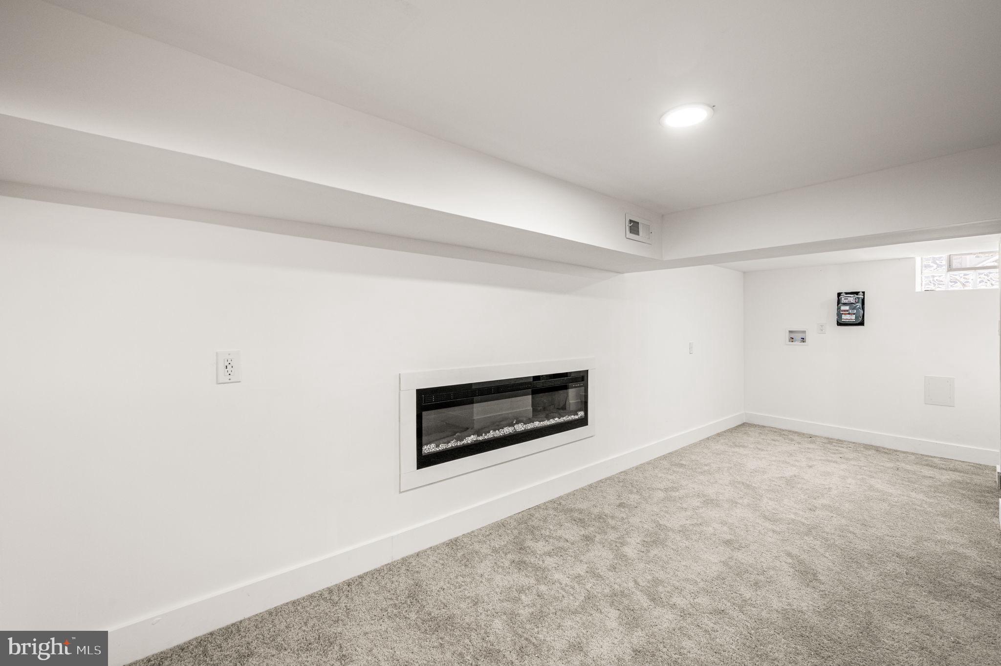 KENSINGTON - Residential