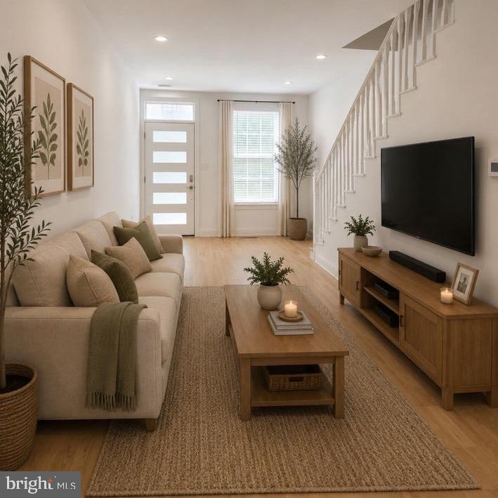 KENSINGTON - Residential
