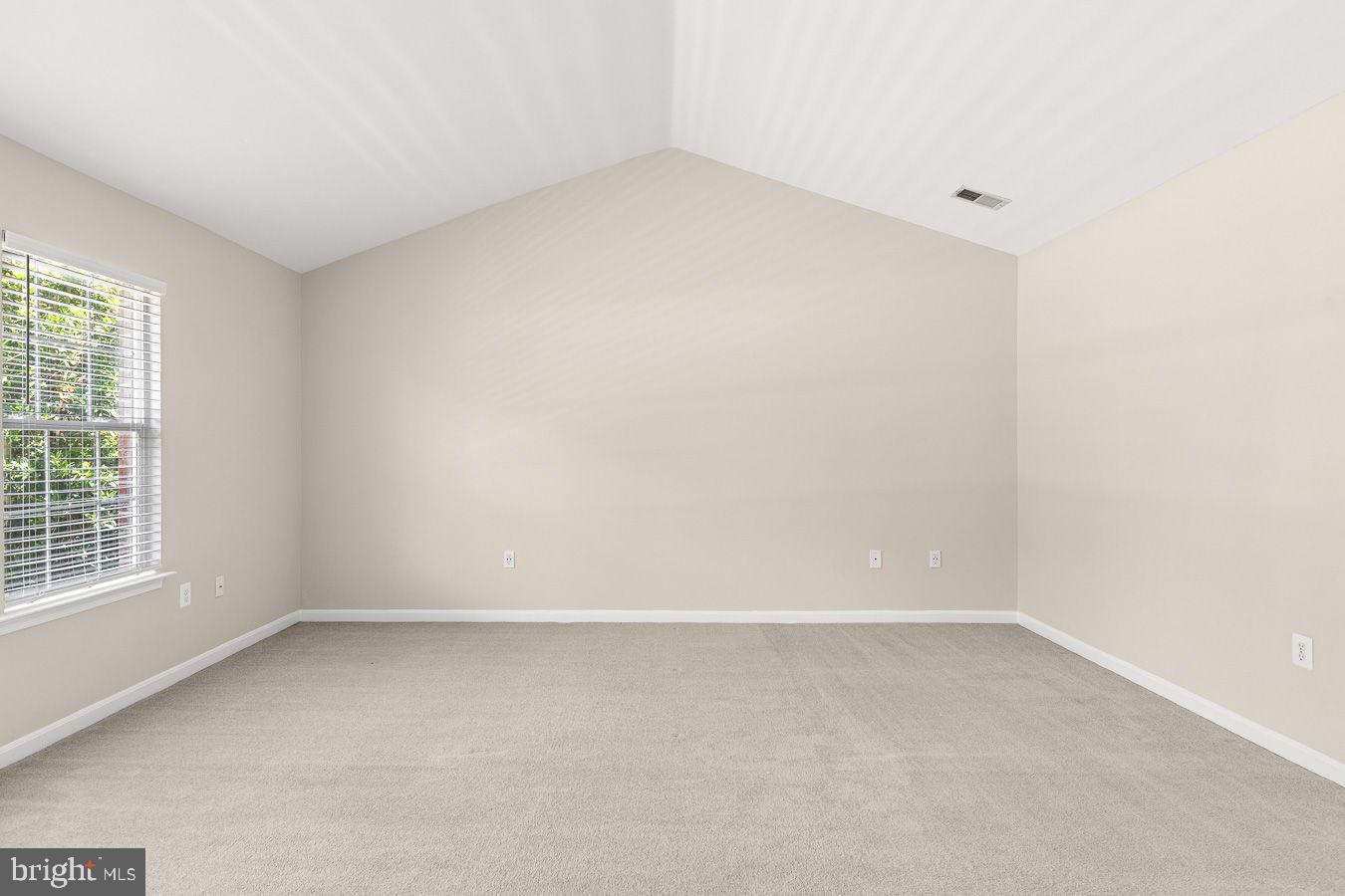 BLOOMS CROSSING - Residential