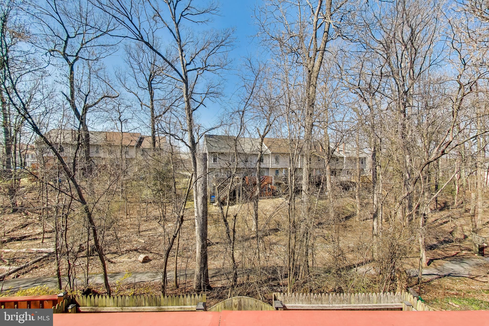 LAUREL LAKES - Residential