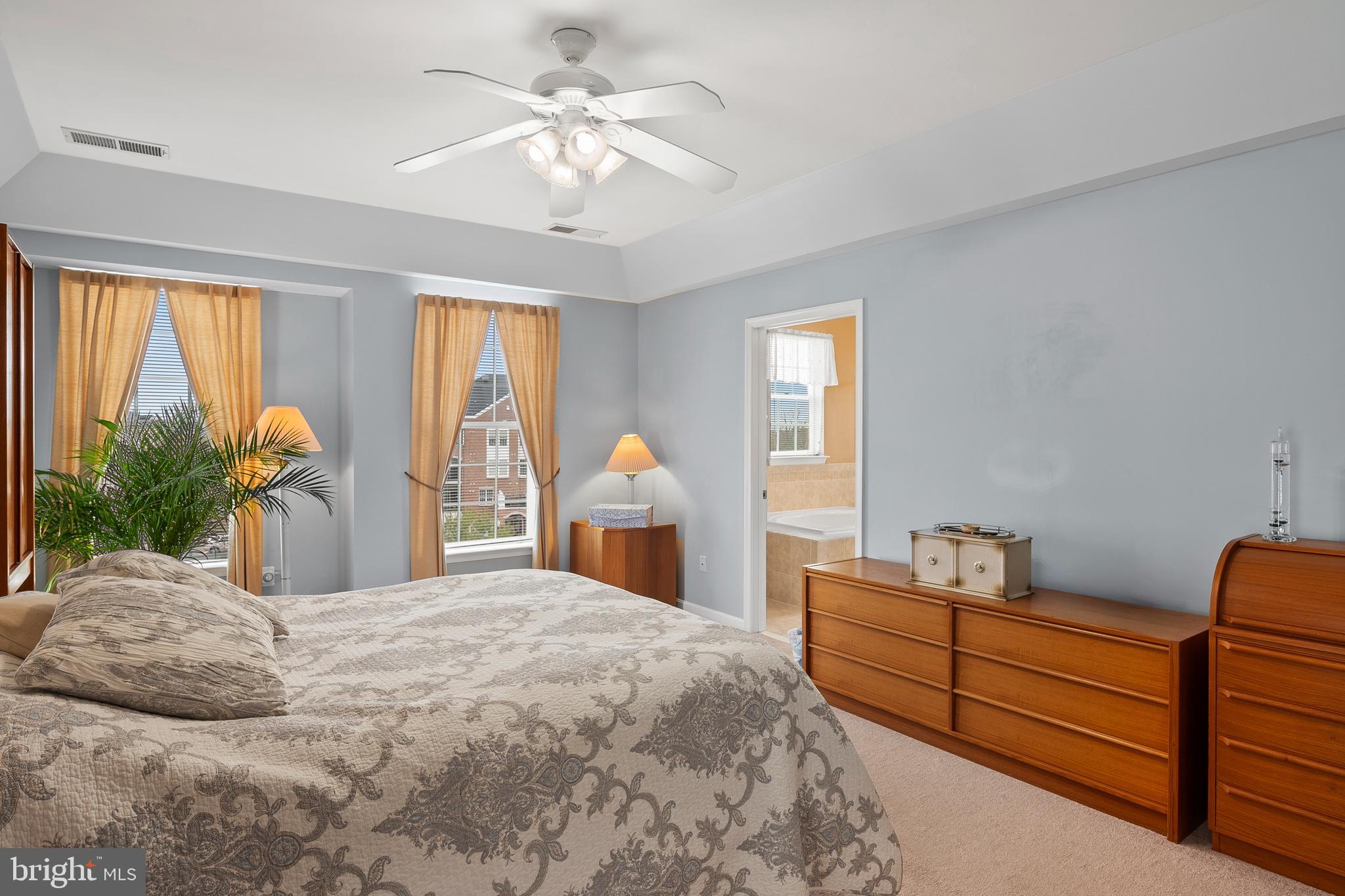 GATHERINGS AT LYNDWOOD - Residential
