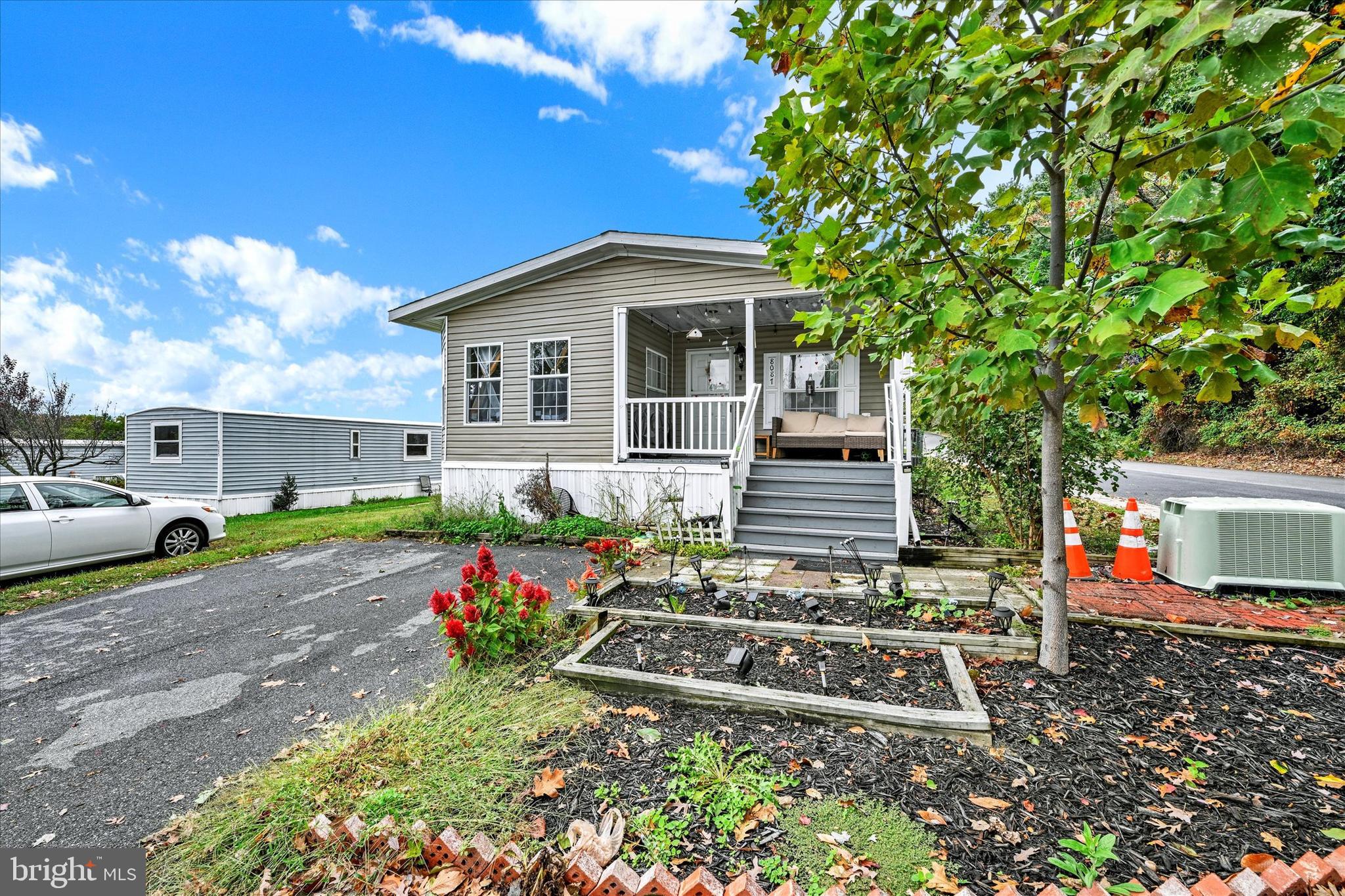 DEEP RUN PARK - Residential