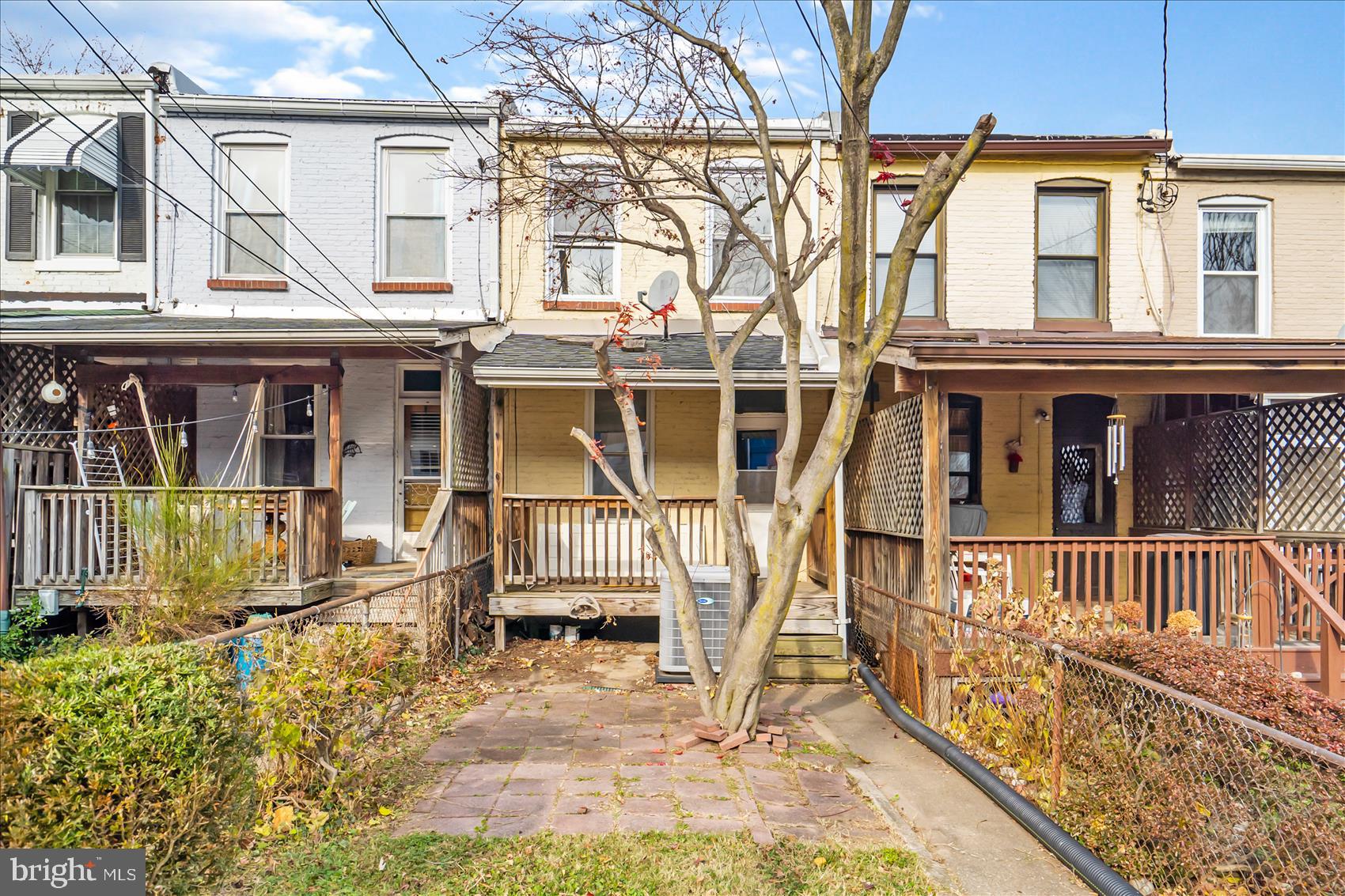 HAMPDEN HISTORIC DISTRICT - Residential