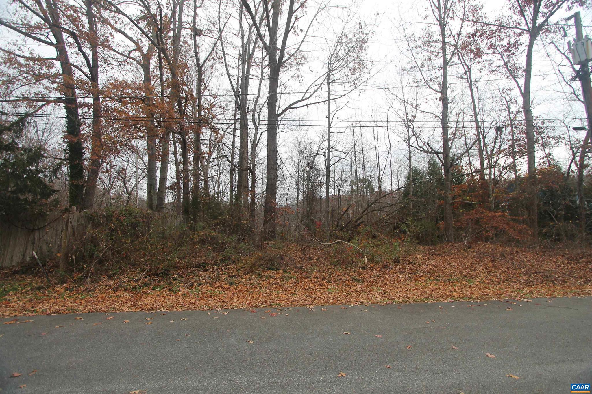 OAK HILL - Land