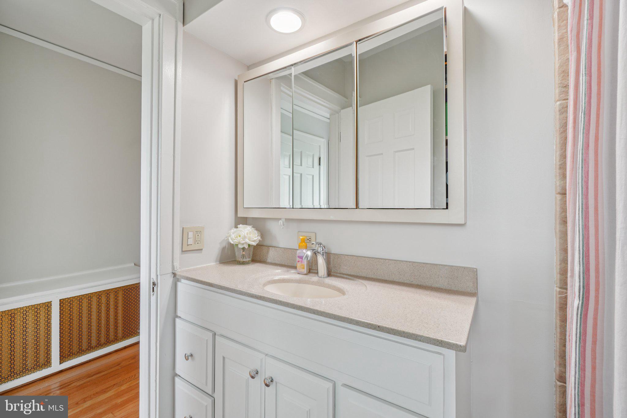 ARLINGTON RIDGE - Residential
