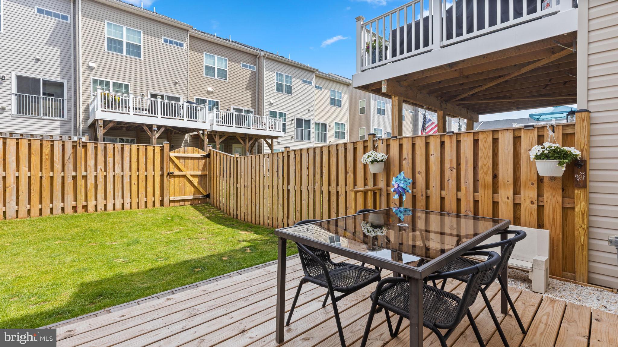 JEFFERSON PLACE - Residential