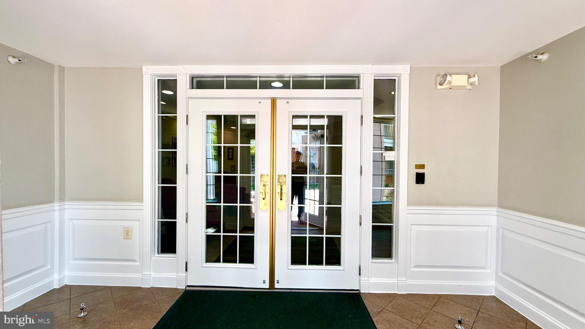 WESTBRIAR CONDOMINIUMS - Residential