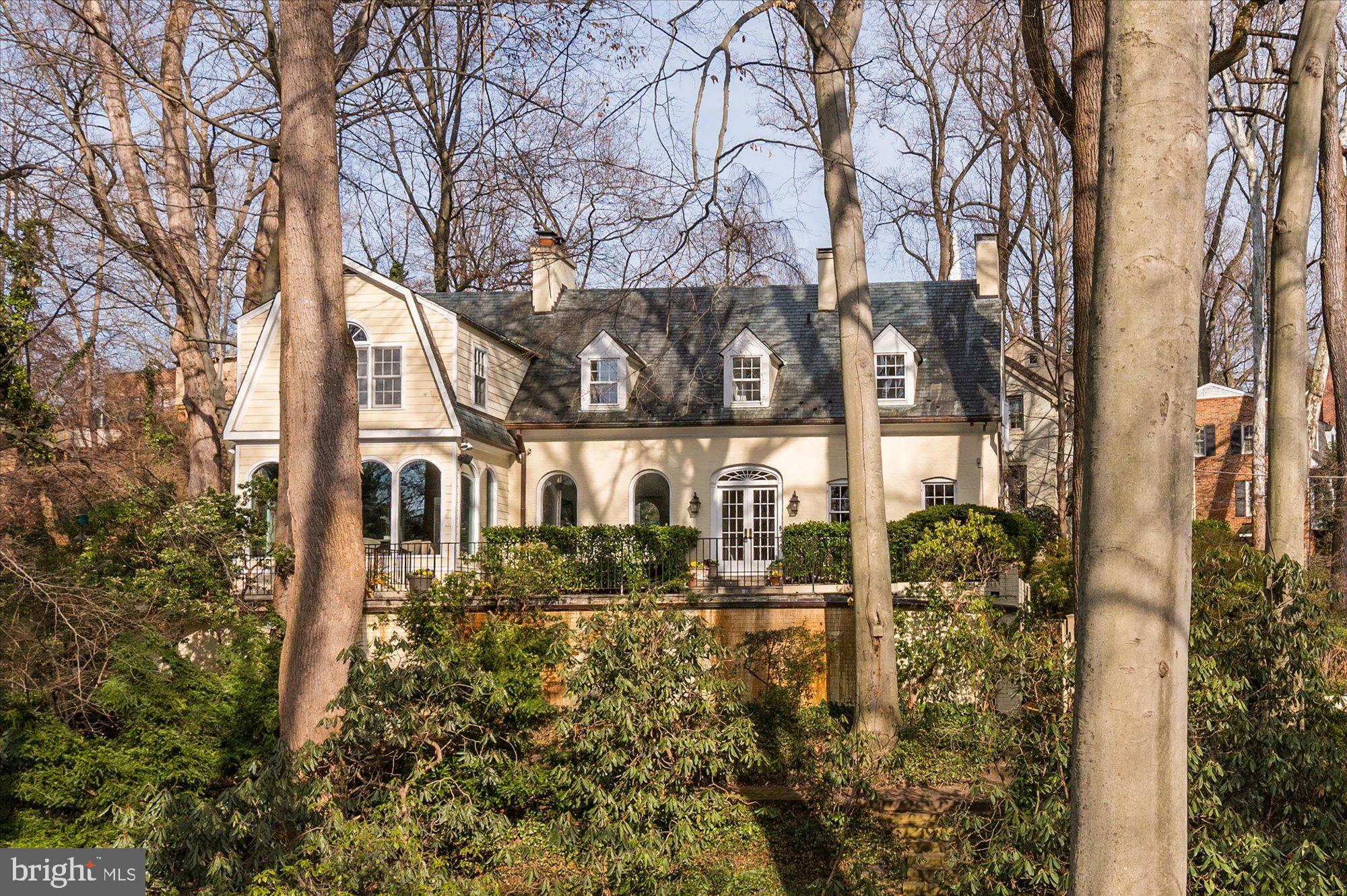 WESTMORELAND HILLS - Residential