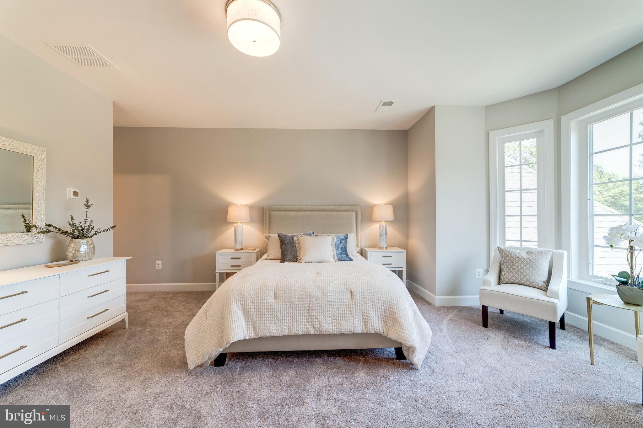 TALLY HO - Residential