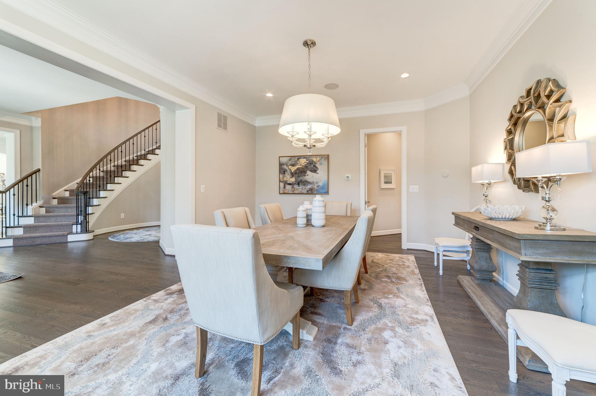 TALLY HO - Residential