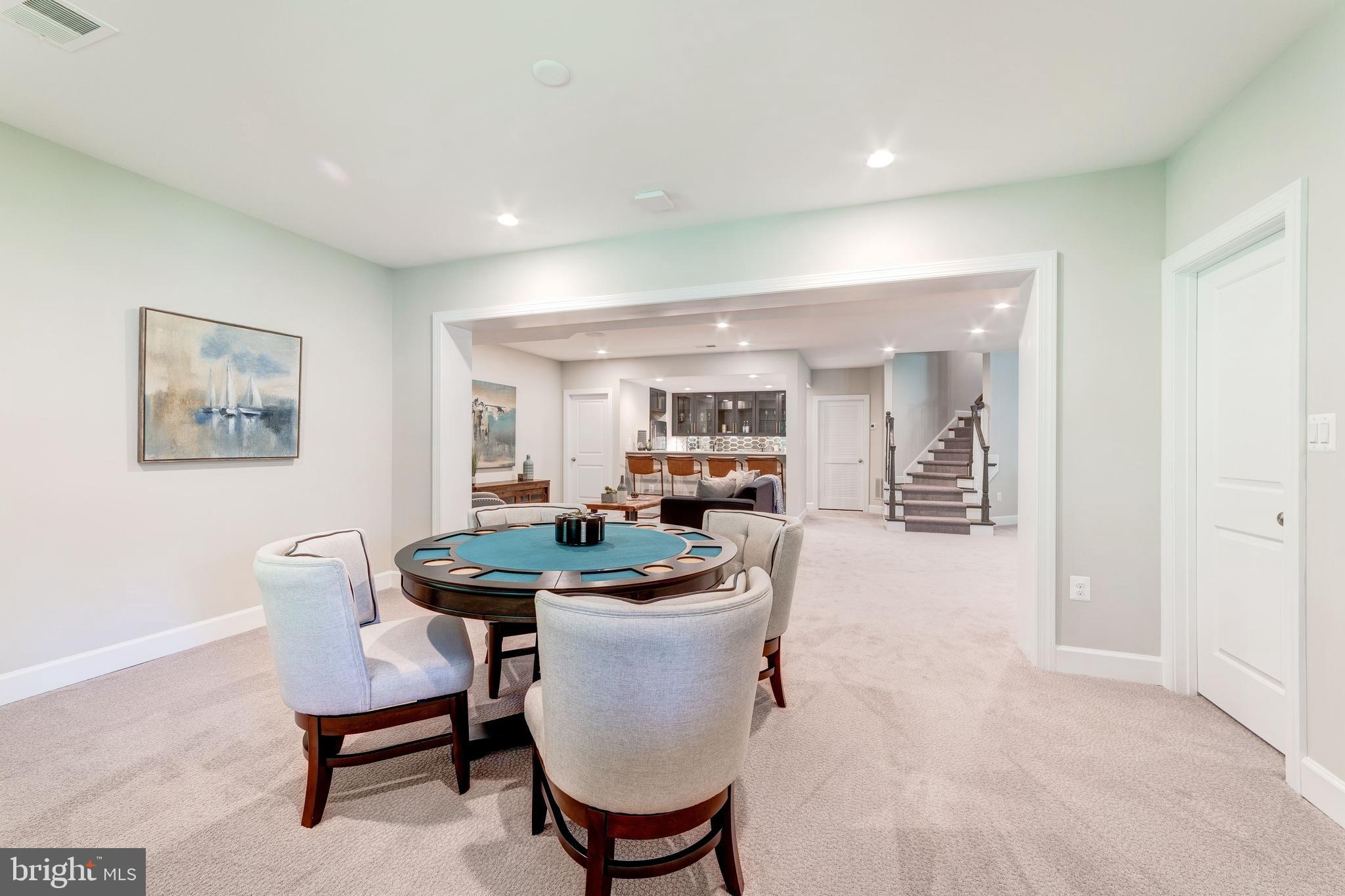 TALLY HO - Residential