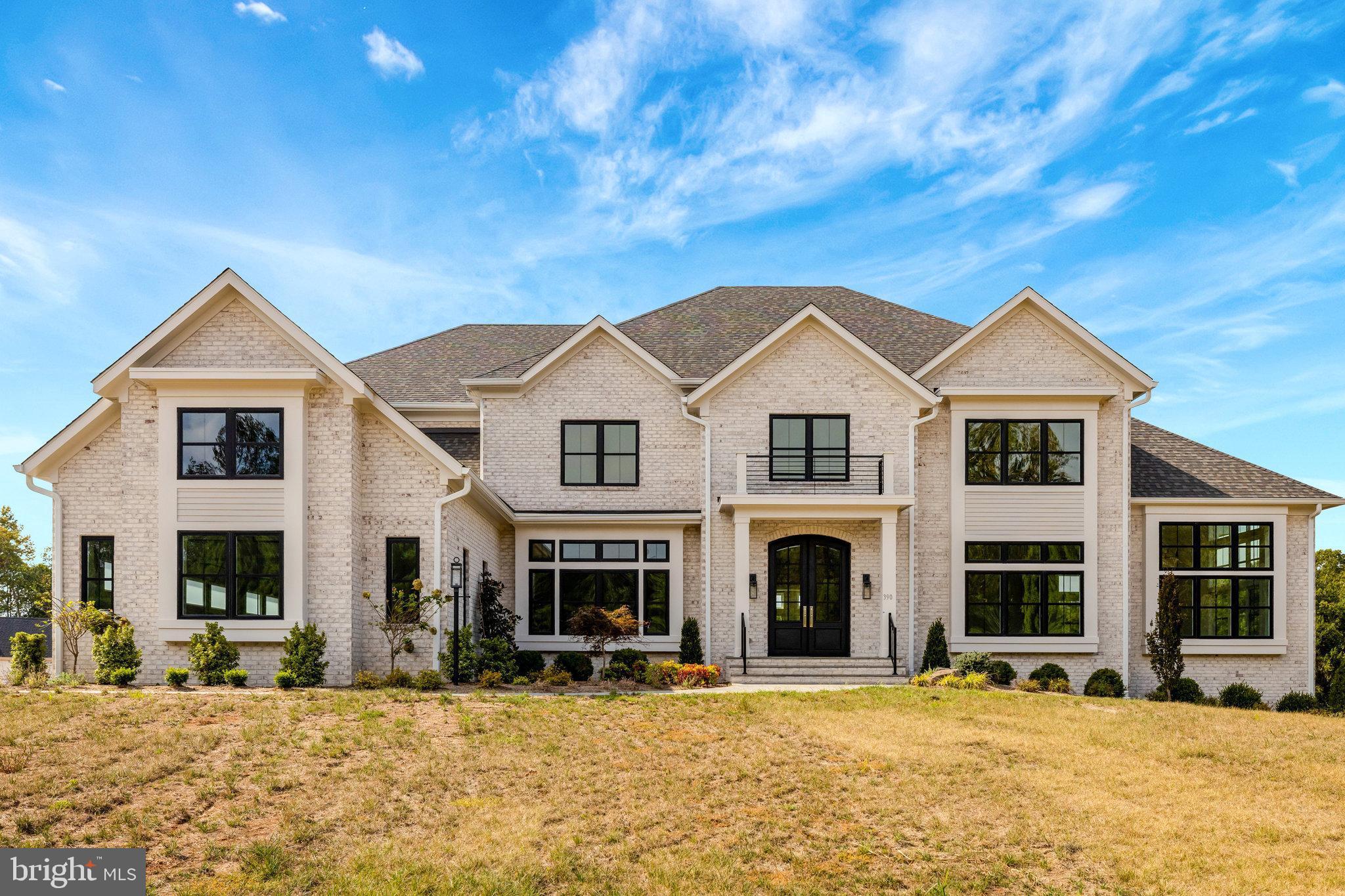 TALLY HO - Residential