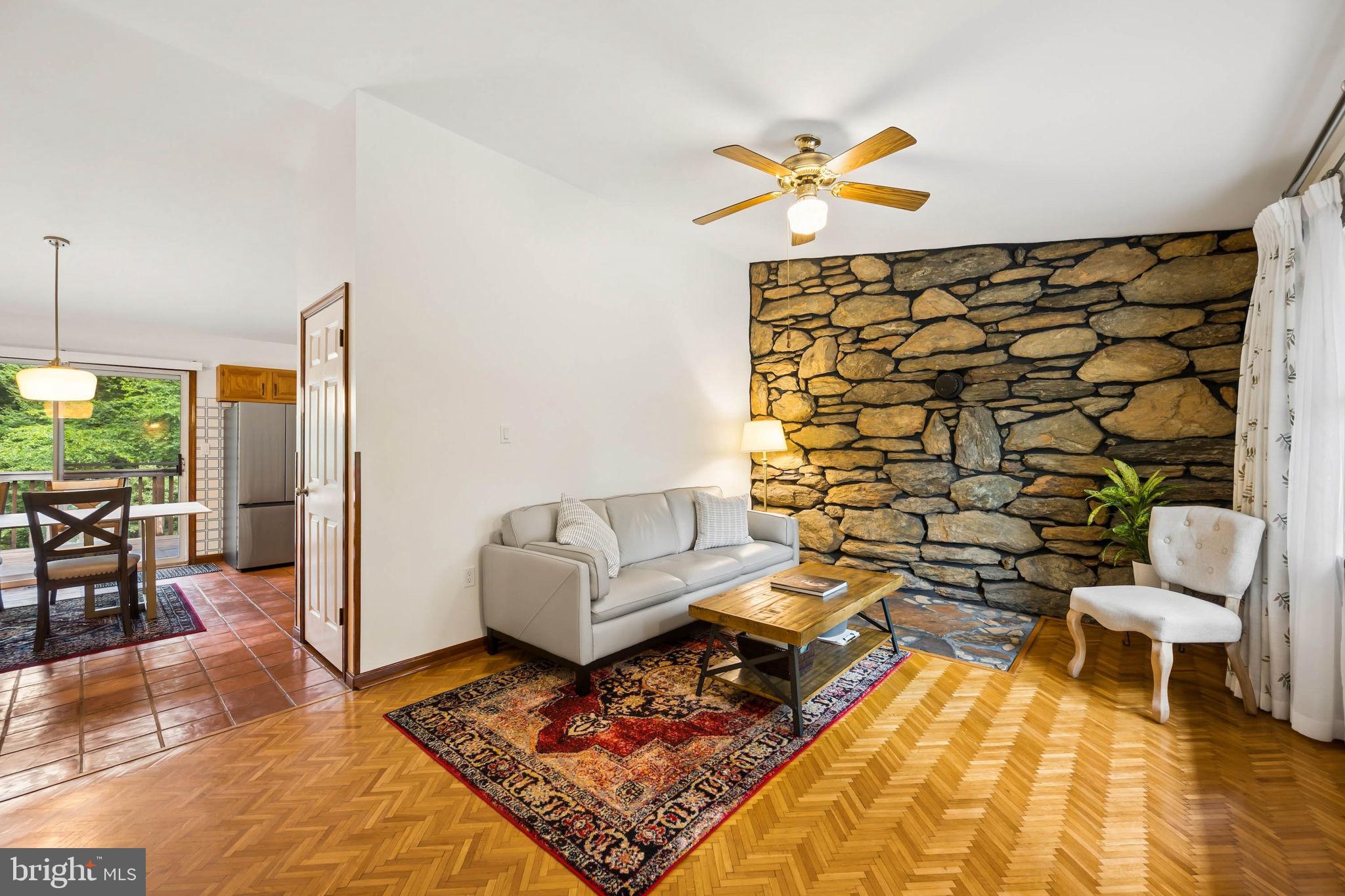 SHAWNEE VIEW - Residential