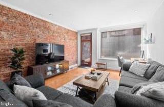 OLD CITY - Residential