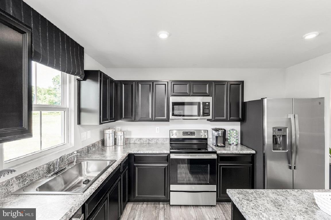 SOUTH BROOK - Residential