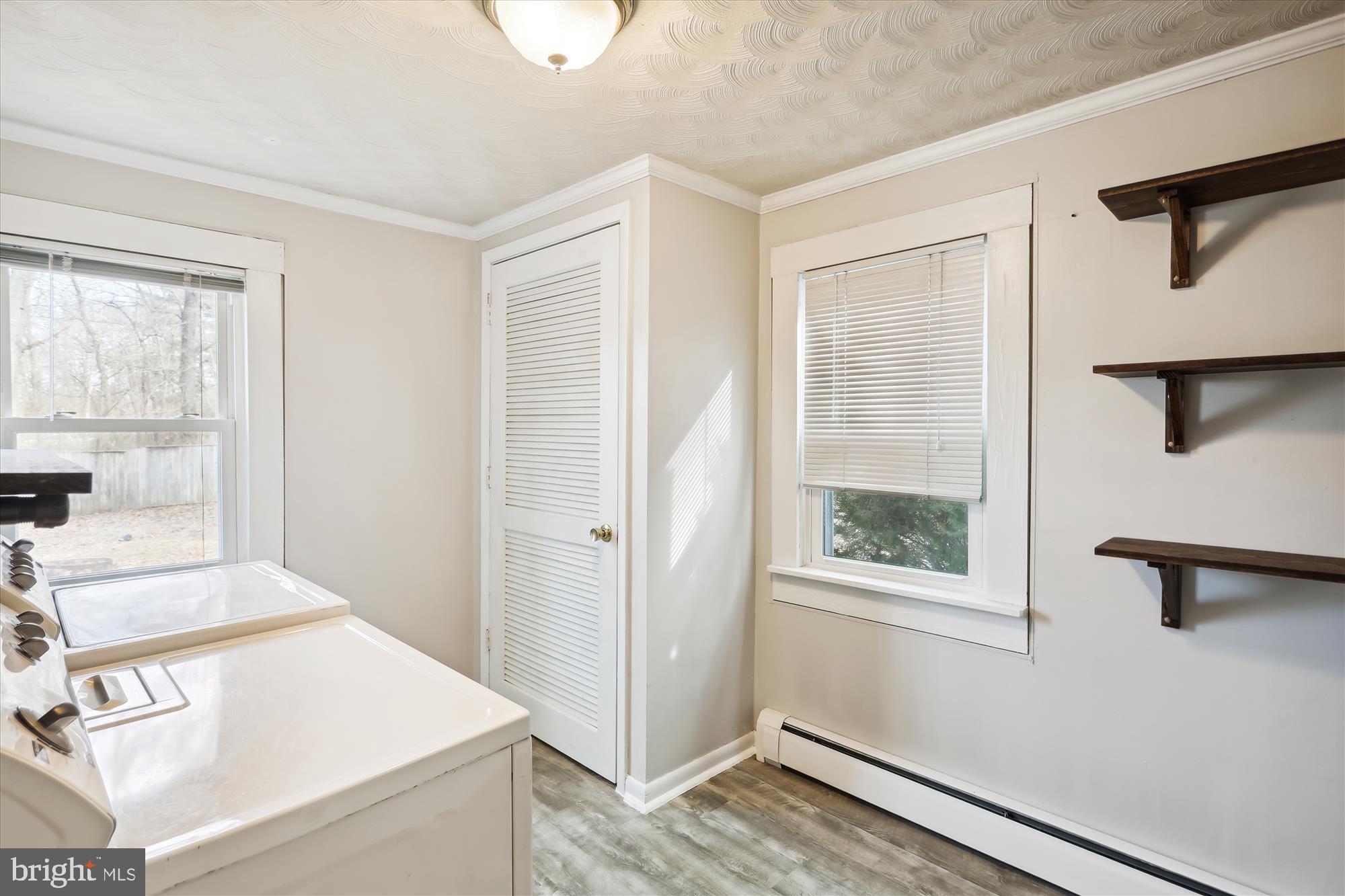 MILLERSVILLE - Residential